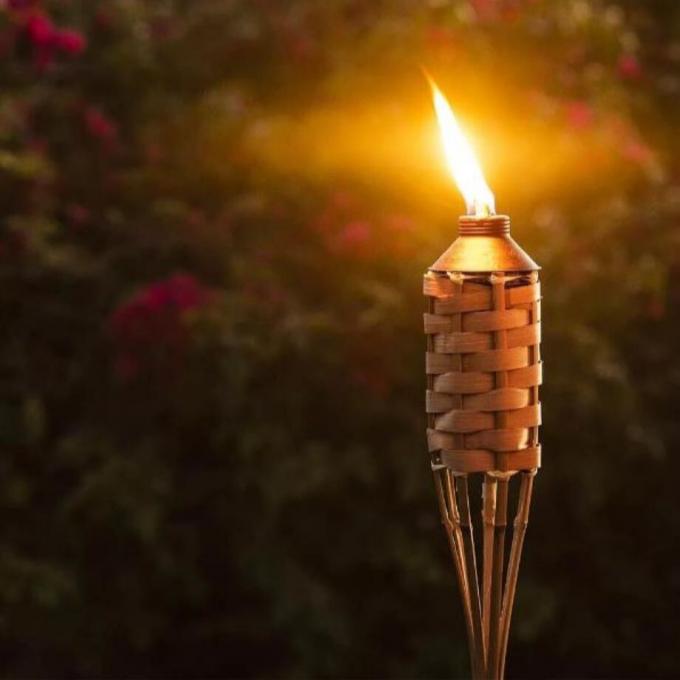 Eco-Friendly Bamboo Torch For Garden, Natural Outdoor Lighting 1