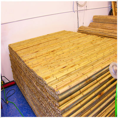 Natural Bamboo Fencing Garden Screen Rolled Fence Panel Carbonized For Garden