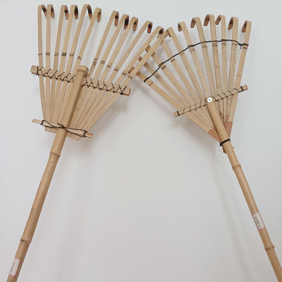 Farm Tool Bamboo Frame Leaf Collector Concrete Garden Leaf Rake